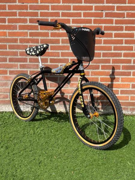 01 1983 SE RACING QUADANGLE COMPLETE OLD SCHOOL BIKE Black/Gold