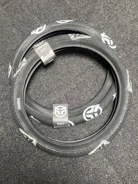 FEDERAL TIRE 20 x 2.40" COMMAND LP Black with White (Old & New) Logos Pair SALE!